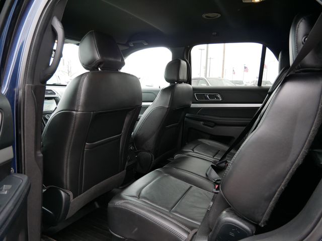 Thumbnail: 2017 Ford Explorer - 9