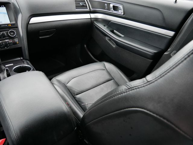 Thumbnail: 2017 Ford Explorer - 14