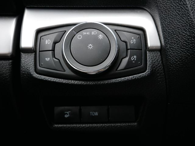 Thumbnail: 2017 Ford Explorer - 17