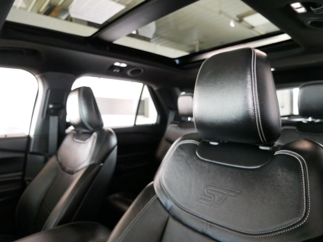 Thumbnail: 2020 Ford Explorer - 8