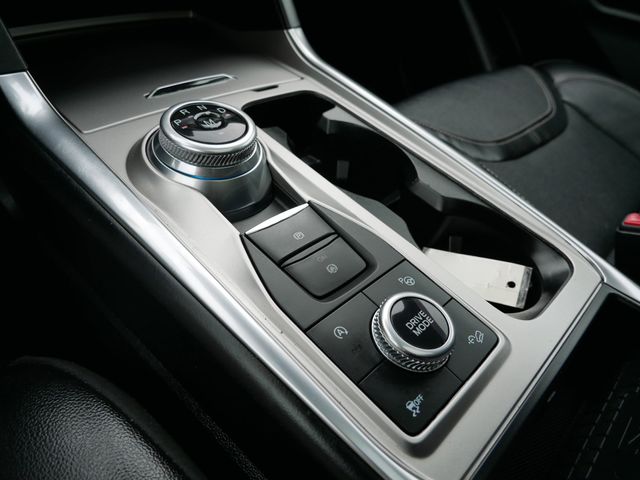 Thumbnail: 2020 Ford Explorer - 11