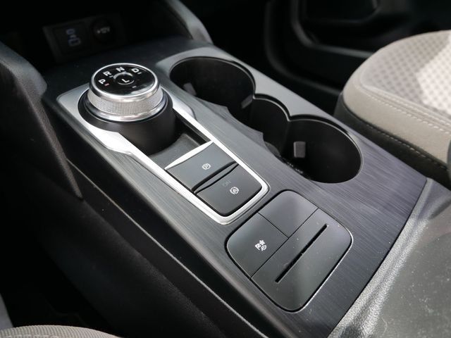 Thumbnail: 2022 Ford Escape - 10