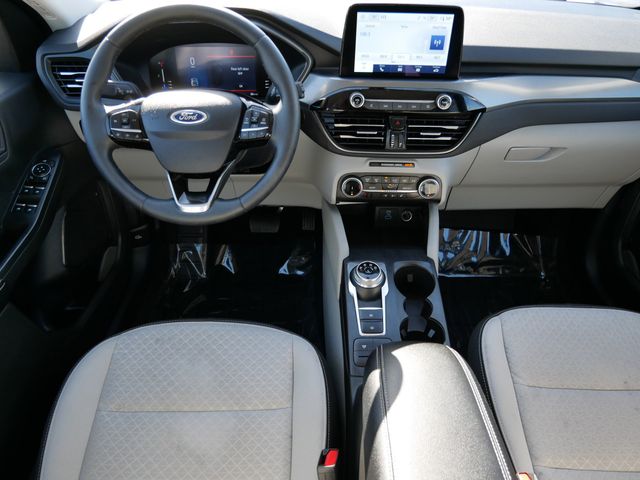 Thumbnail: 2023 Ford Escape - 8