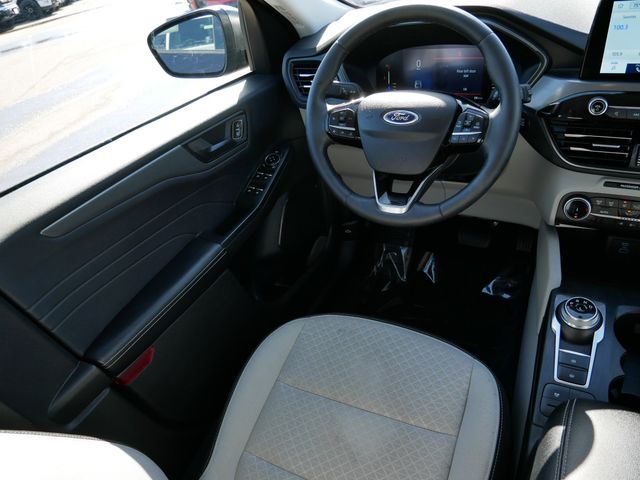 Thumbnail: 2023 Ford Escape - 2