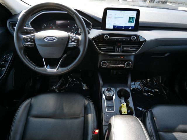 Thumbnail: 2022 Ford Escape - 8