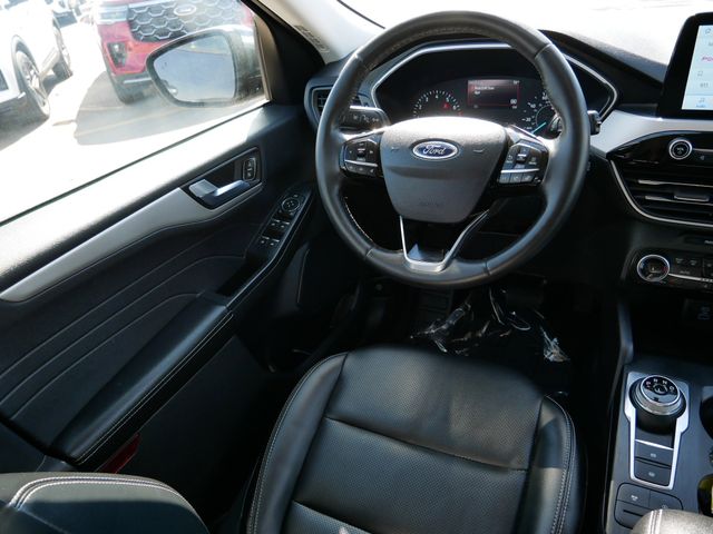 Thumbnail: 2022 Ford Escape - 2