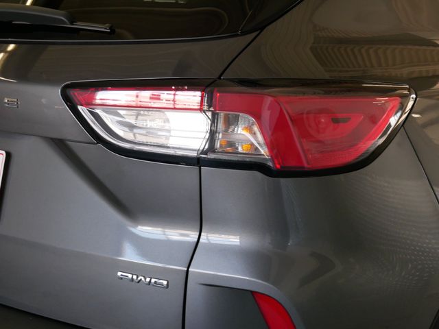 Thumbnail: 2022 Ford Escape - 16