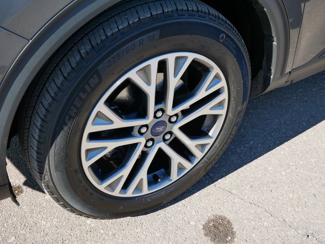 Thumbnail: 2022 Ford Escape - 7