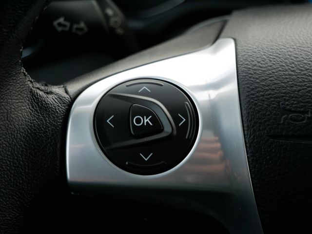 Thumbnail: 2013 Ford Escape - 24