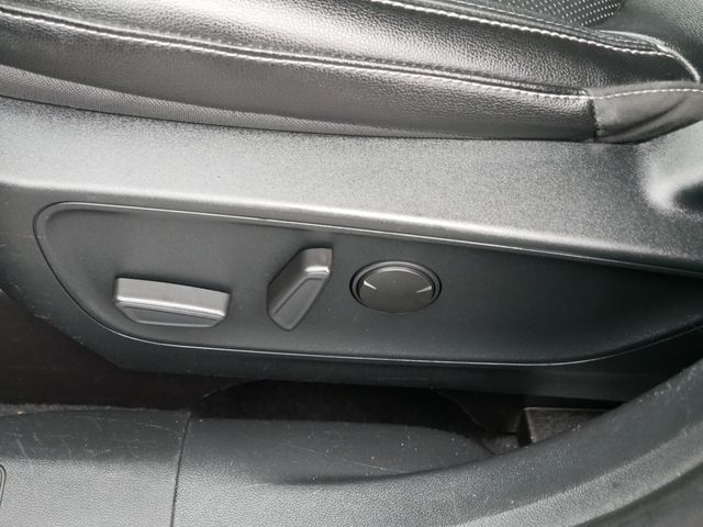 Thumbnail: 2020 Ford Escape - 23