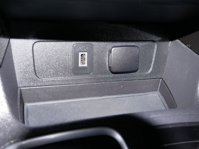 Thumbnail: 2019 Ford Escape - 17