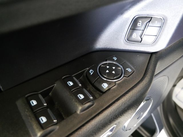 Thumbnail: 2021 Ford Expedition - 17