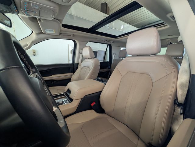 Thumbnail: 2024 Ford Expedition - 8