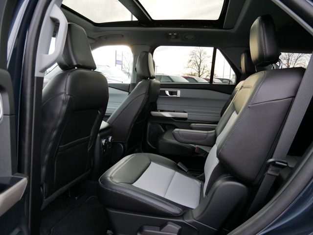 Thumbnail: 2022 Ford Explorer - 9