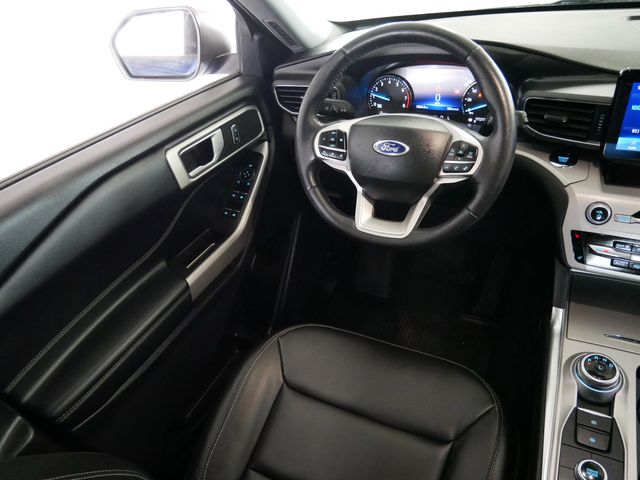 Thumbnail: 2023 Ford Explorer - 6