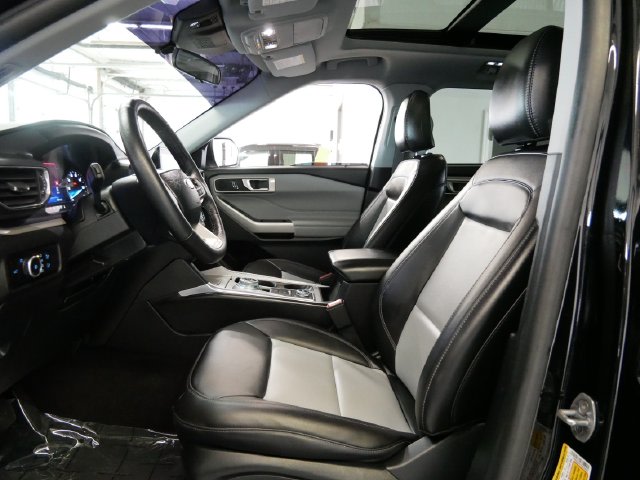 Thumbnail: 2024 Ford Explorer - 8