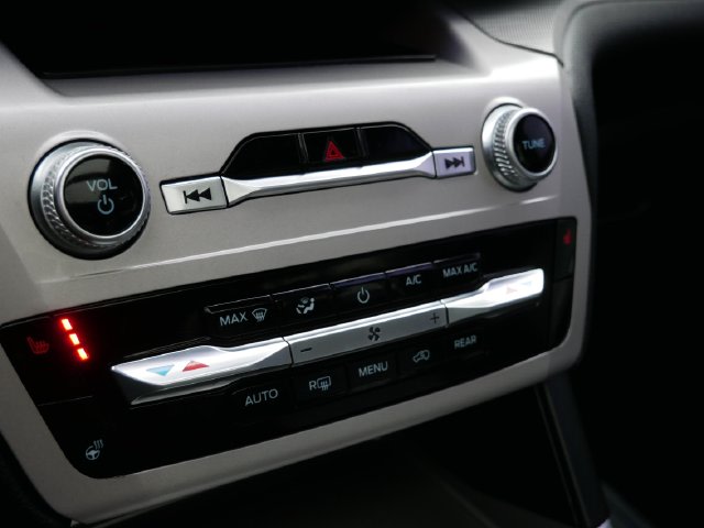 Thumbnail: 2024 Ford Explorer - 20