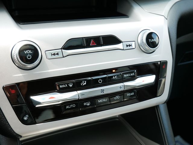 Thumbnail: 2024 Ford Explorer - 19
