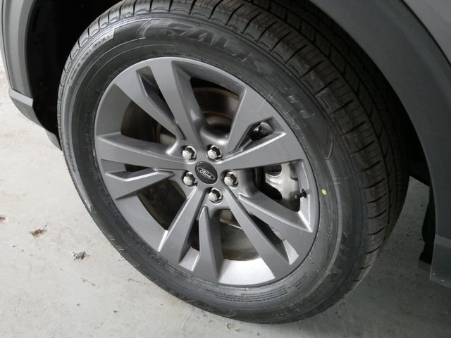 Thumbnail: 2023 Ford Explorer - 5