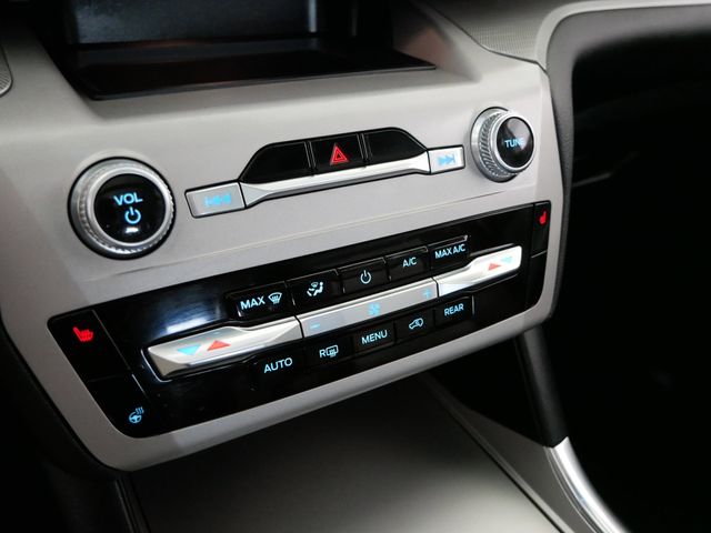 Thumbnail: 2023 Ford Explorer - 20