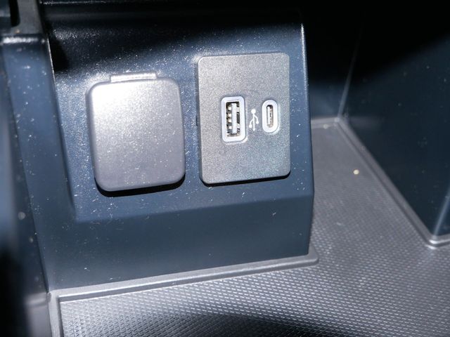 Thumbnail: 2020 Ford Explorer - 19