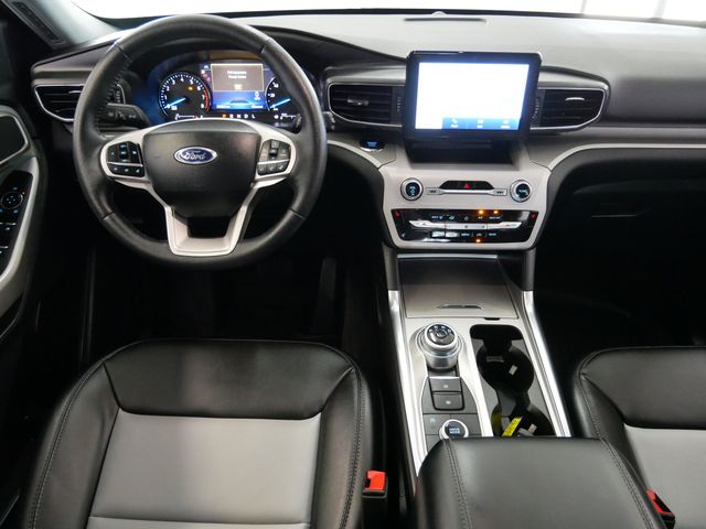 Thumbnail: 2024 Ford Explorer - 8