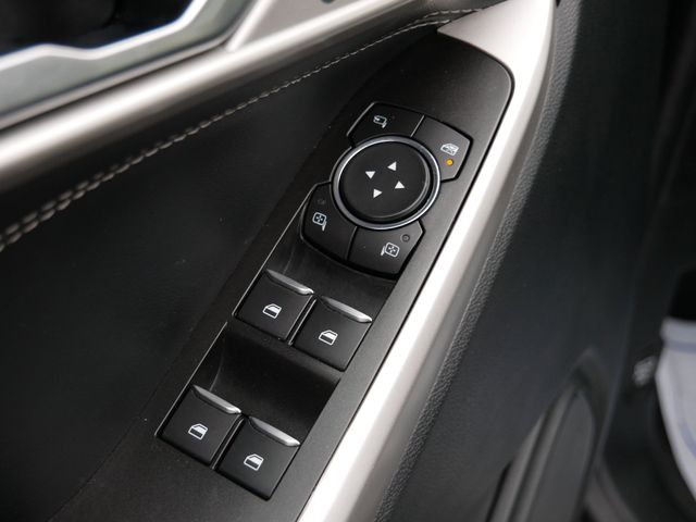 Thumbnail: 2022 Ford Explorer - 23