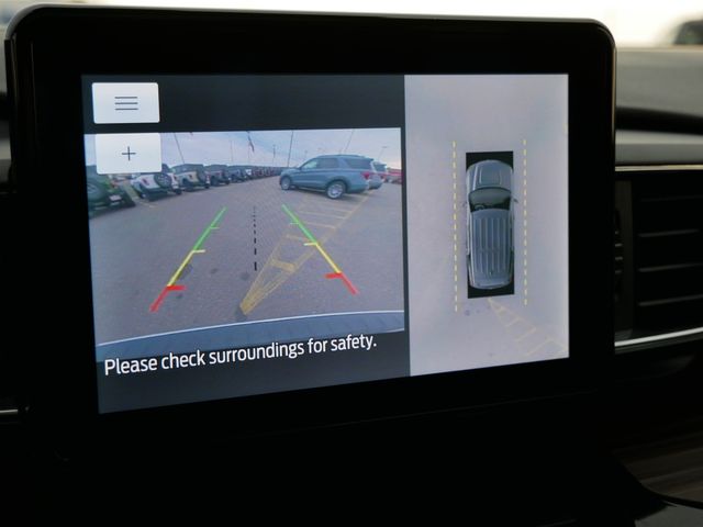 Thumbnail: 2022 Ford Explorer - 29