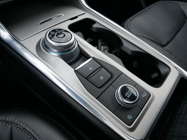 Thumbnail: 2022 Ford Explorer - 11