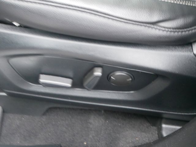 Thumbnail: 2021 Ford Explorer - 24