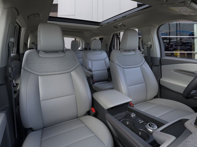 Thumbnail: 2026 Ford Explorer - 9
