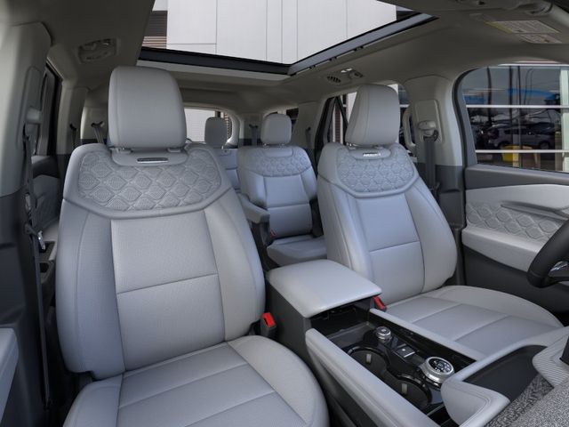 Thumbnail: 2026 Ford Explorer - 8