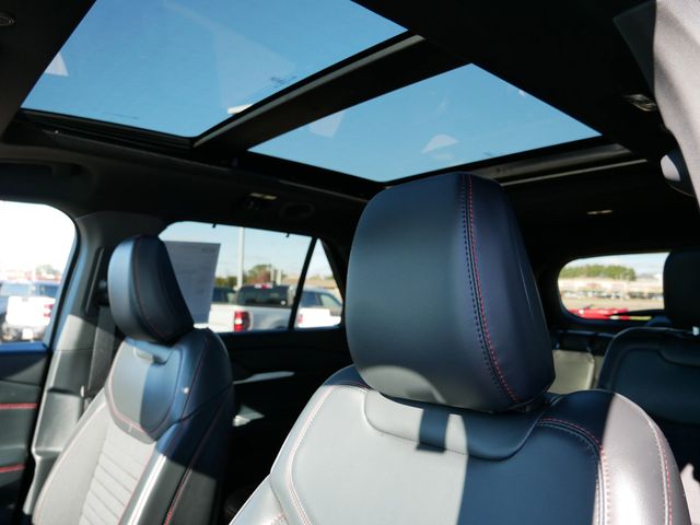 Thumbnail: 2025 Ford Explorer - 26