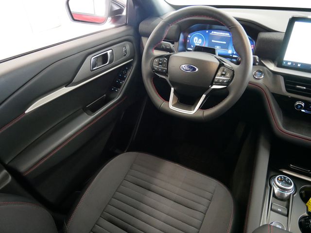 Thumbnail: 2025 Ford Explorer - 6