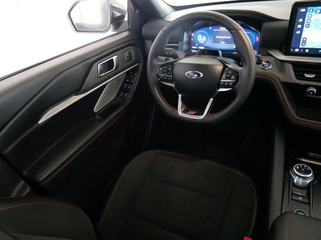 Thumbnail: 2025 Ford Explorer - 2