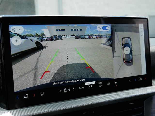 Thumbnail: 2025 Ford Explorer - 29