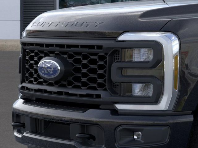 Thumbnail: 2025 Ford F-350 - 18
