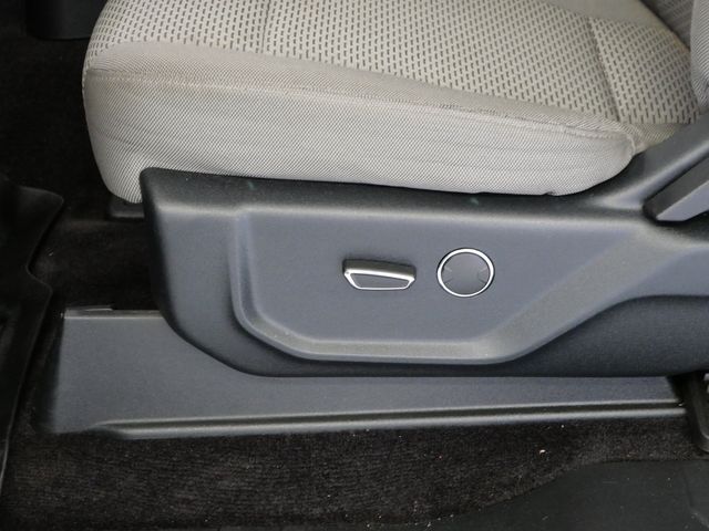 Thumbnail: 2015 Ford F-150 - 16