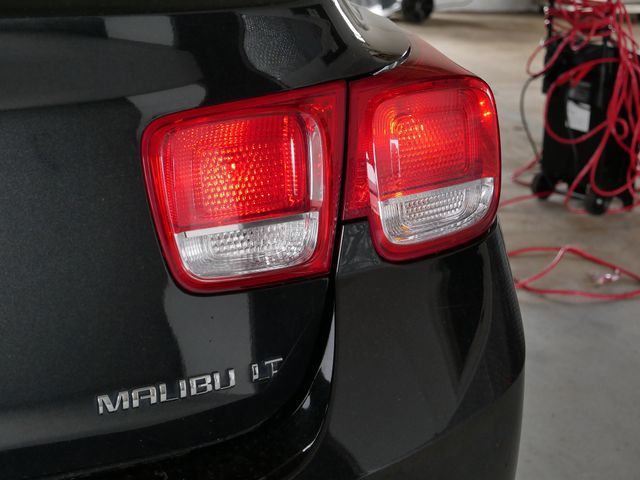 Thumbnail: 2015 Chevrolet Malibu - 16