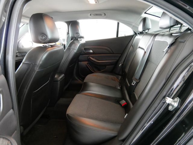 Thumbnail: 2015 Chevrolet Malibu - 7