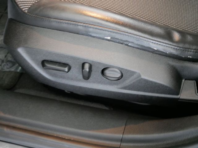 Thumbnail: 2015 Chevrolet Malibu - 19