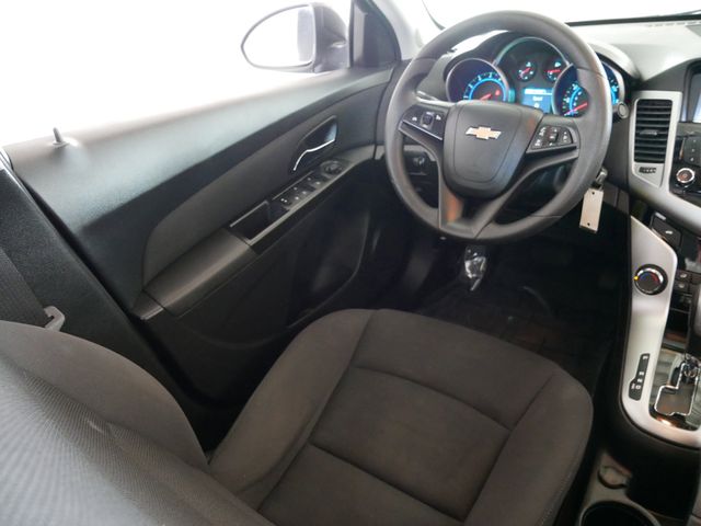 Thumbnail: 2016 Chevrolet Cruze - 6