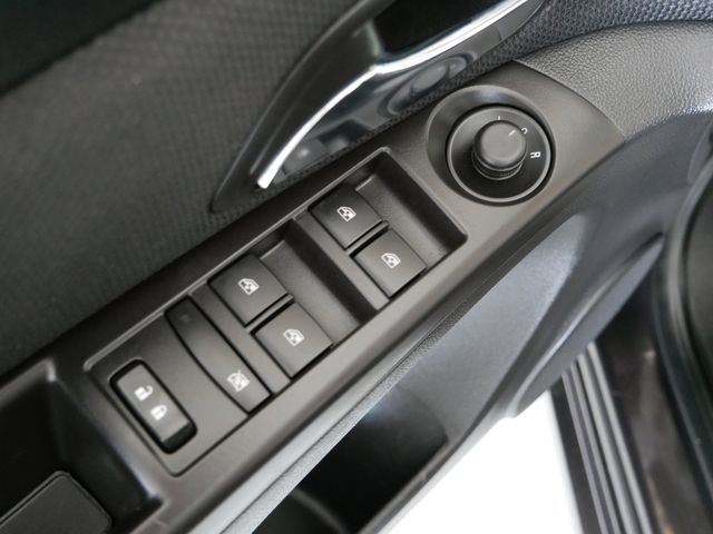 Thumbnail: 2016 Chevrolet Cruze - 17