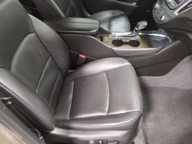 Thumbnail: 2024 Chevrolet Malibu - 12