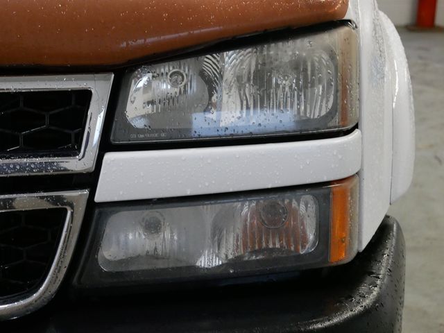 Thumbnail: 2006 Chevrolet Silverado 2500 - 15