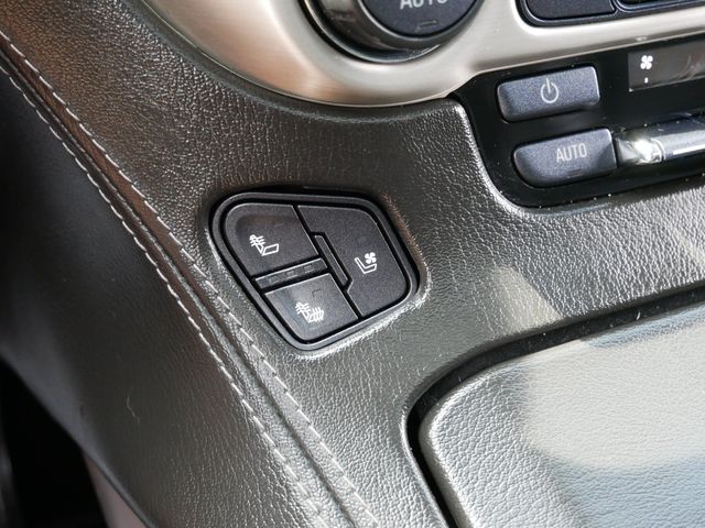 Thumbnail: 2019 GMC Yukon - 22