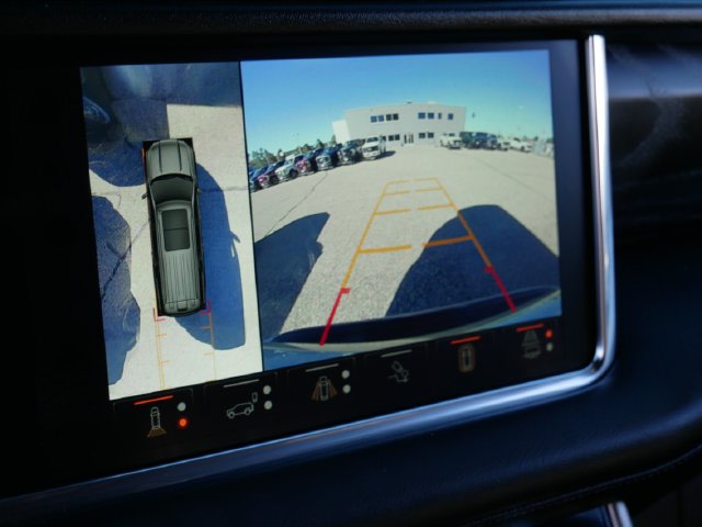 Thumbnail: 2023 GMC Yukon XL - 27