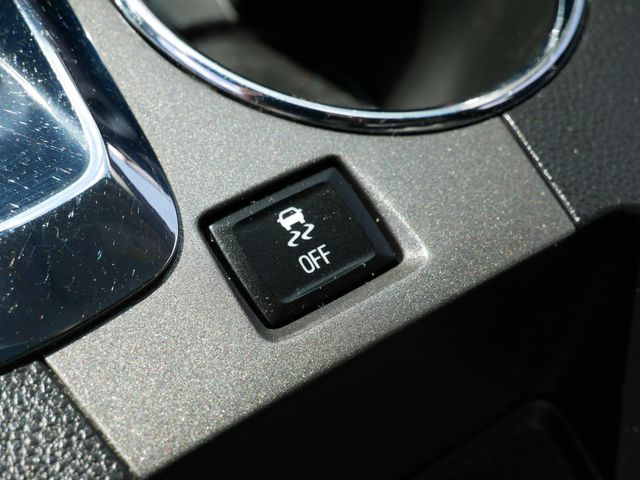 Thumbnail: 2013 Chevrolet Equinox - 23