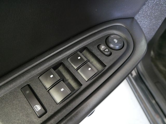 Thumbnail: 2012 Chevrolet Traverse - 17