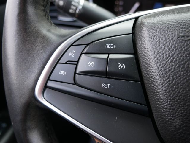 Thumbnail: 2017 Cadillac XT5 - 22